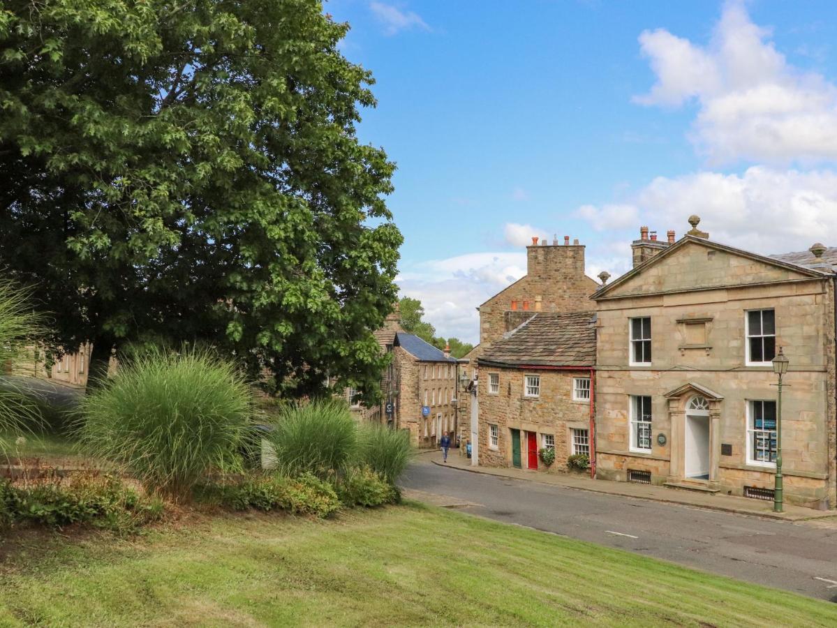 5 Castle Hill Villa Lancaster Exterior photo